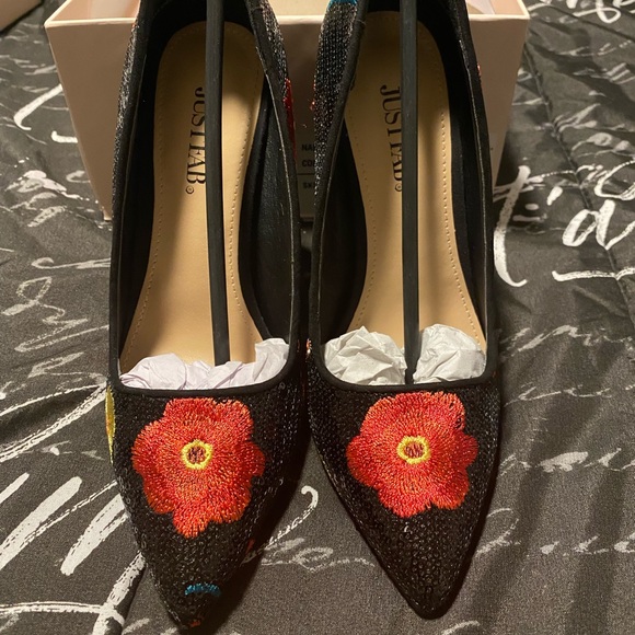 JustFab Shoes - Multi Color heels size 5.5